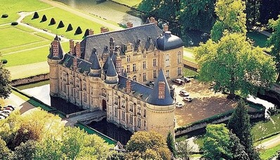 Alugue um helicóptero para o Château D’Esclimont com sobrevoo do Tour de Paris