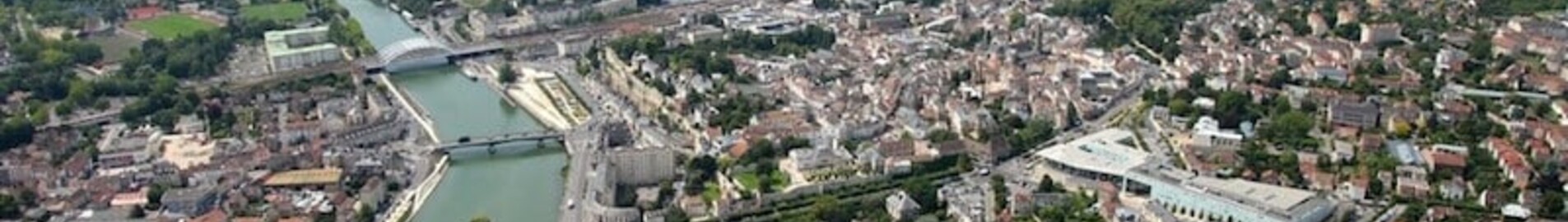 Pontoise Cormeilles: aluguel de jatos particulares 