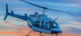 Hélicoptère Agusta 109 sièges alignés gris