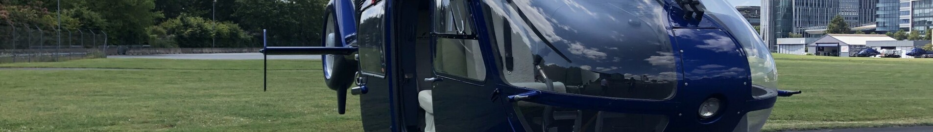 Aluguel de helicóptero: batismo no ar sobre Paris