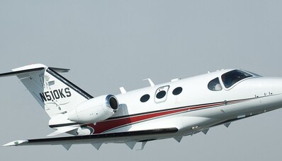 Citation Jet Mustang ou Embraer Phenom 100 – Como escolher?