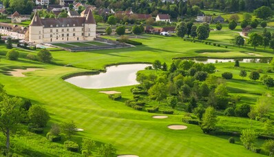 Alugue um helicóptero: Château Hôtel golf de Chailly na Borgonha