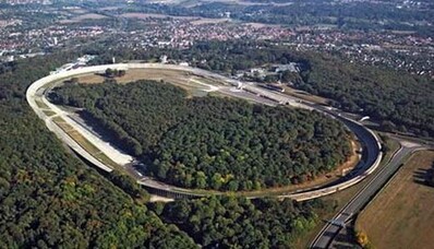 Primeiros voos de helicópteros e carros de corrida: circuito de Montlhéry