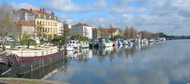 Besançon La Vèze: aluguel de jatos particulares 