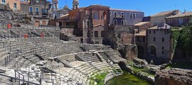 Crotone: aluguel de jatos particulares 