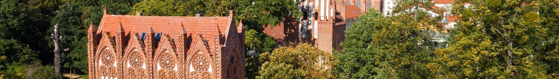 Neubrandenburg: aluguel de jatos particulares 