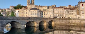 Niort Souche: aluguel de jatos particulares 