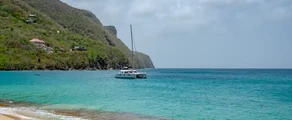 St Vincent Kingstown: aluguel de jatos particulares