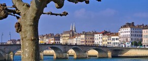 Aluguel de jatos particulares em Mâcon Charnay