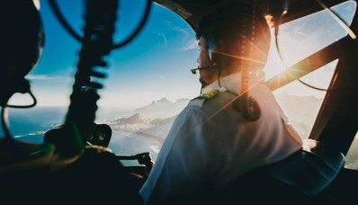 Tudo o que você precisa saber sobre como se tornar um piloto de helicóptero: treinamento, salário, oportunidades de carreira..