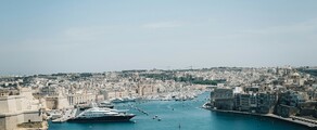 Hamburgo - Valletta: aluguel de jatos particulares