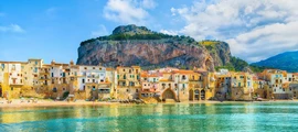 Fretamento de jatos particulares e helicópteros em Porto Cervo